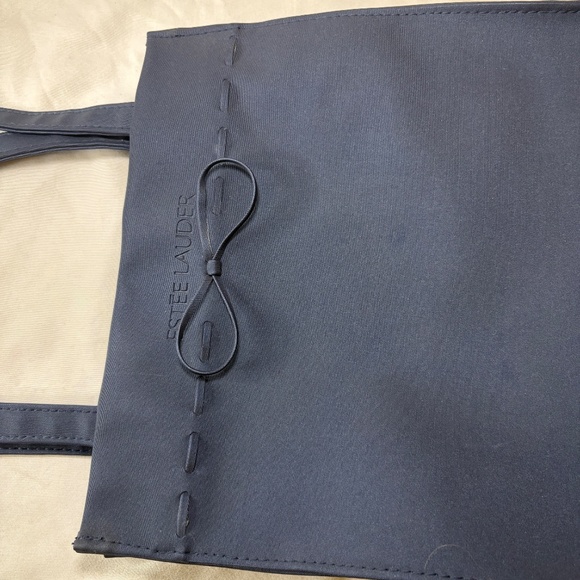Estée Lauder Tote Handbag Blue Bow Aqua inside bag - Picture 2 of 15